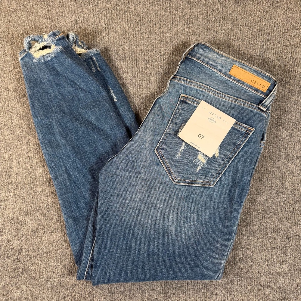 Cello Womens Cropped Skinny Jeans Distressed Raw Hem Blue High Rise Size 7 NWT